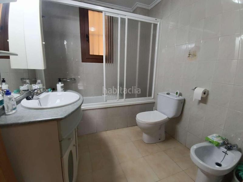 Foto 039aa4ab-9229-4017-beb3-272c756183cb. Ático gran ático , 1 hab, 1 baño en El Acequión Torrevieja