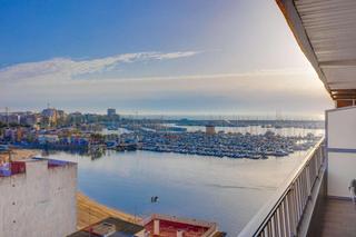 Appartement à El Acequión. Gran apartamento en torrevieja, 3 hab, 2 baños