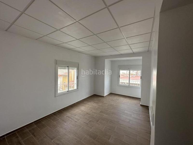 Foto 8f000478-266a-41a5-b4d7-fb0f1b7c57a1. Apartamento gran apartamento reformado en almoradi, 3 hab, 1 baño en Almoradí