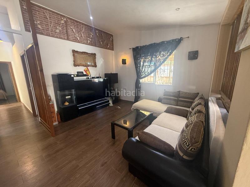 Foto 14c3bc0b-3111-4857-9acf-f7ac3040435e. Chalet in La Florida Orihuela