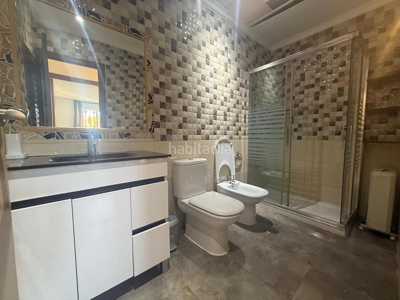 Foto d8923627-fff5-4ed2-950e-503022c693f9. Chalet in La Florida Orihuela