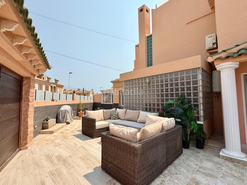 Foto 35531931-9a1e-4c35-866c-c007e6c9607a. Chalet dans Avenida Habaneras - Curva de Palangre Torrevieja