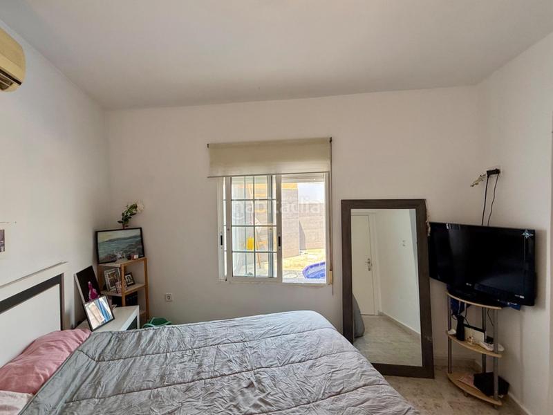 Foto 789083b8-4444-47b1-b7f0-dd3b165b1b90. Chalet dans Avenida Habaneras - Curva de Palangre Torrevieja