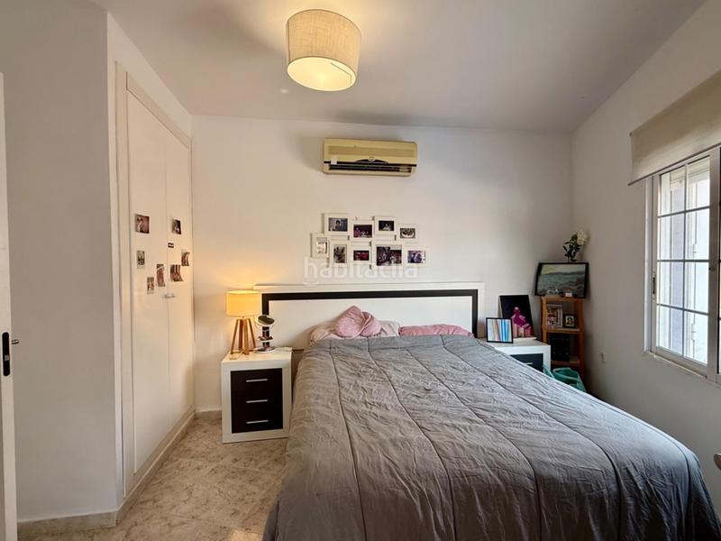 Foto a81fc300-7d18-4f96-bb2a-4bf7e0cee37b. Chalet dans Avenida Habaneras - Curva de Palangre Torrevieja