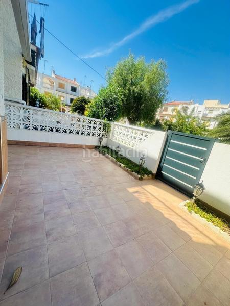 Foto 2d84c3e2-1040-4d4a-9d75-21d62821783e. Casa in Zona Playa de los Locos Torrevieja