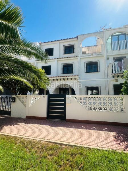 Foto 42bcf799-4dd0-409a-aa42-c5e742125d90. Casa in Zona Playa de los Locos Torrevieja