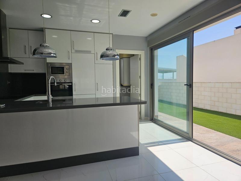 Foto 27dc733b-0e87-4aa4-8417-d2bd133913bc. Chalet in Orihuela ciudad Orihuela