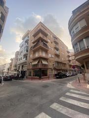 Apartament a Centro. Gran apartamento en el centro de santa pola, 4 hab, 2 baños