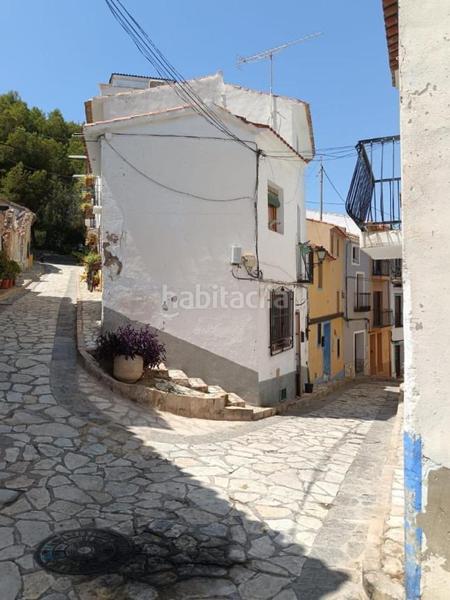 Foto 97c22e48-8082-4378-93f9-0f299de39deb. Casa adosada gran casa adosada , 3 hab, 1 baño en Finestrat