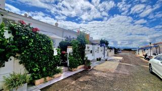 Apartament a Zona Carrefour - Urbanizaciones. Gran apartamento en torrevieja, 1 hab, 1 baño