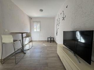 Casa en Playa de los Náufragos. Gran casa tipo dúplex en torrevieja, 3 hab, 1 baño