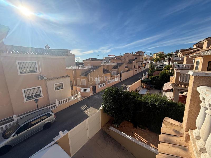Foto abc5e12d-6ec8-49ee-947f-8839c3256479. Chalet gran chalet independiente costa, 3 hab, 2 baño en Orihuela