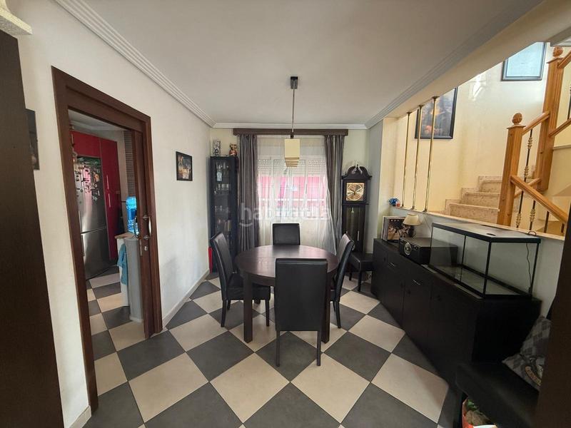 Foto f256db86-788c-445b-9434-ab128742fded. Chalet gran chalet independiente costa, 3 hab, 2 baño en Orihuela