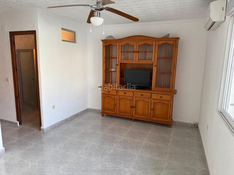 Foto 00c49703-004d-4ee0-915c-7e3841c816c8. Casa gran bungalow , 2 hab, 1 baño en Zona Carrefour - Urbanizaciones Torrevieja