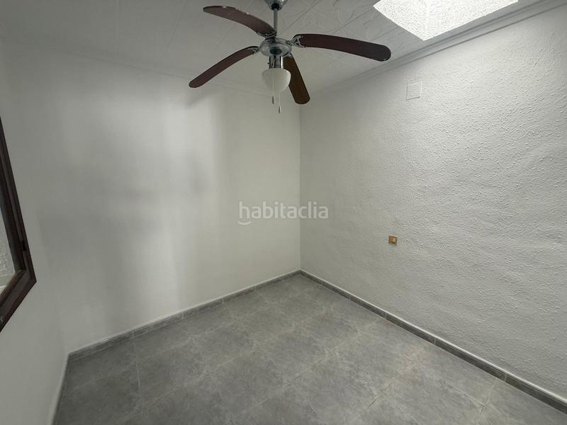 Foto 284e4ec6-f14a-47f3-a046-0ccfb3e32fc2. Casa gran bungalow , 2 hab, 1 baño en Zona Carrefour - Urbanizaciones Torrevieja