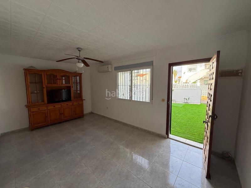 Foto 5db48faa-48ae-4203-817c-b272a16f138d. Casa gran bungalow , 2 hab, 1 baño en Zona Carrefour - Urbanizaciones Torrevieja