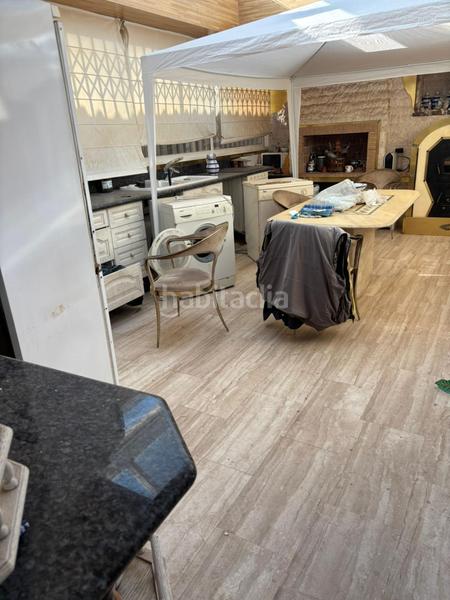 Foto 1efad3db-f0dc-4637-abc5-3107b054fa36. Ático gran ático , 3 hab, 2 baños en Avenida Habaneras - Curva de Palangre Torrevieja