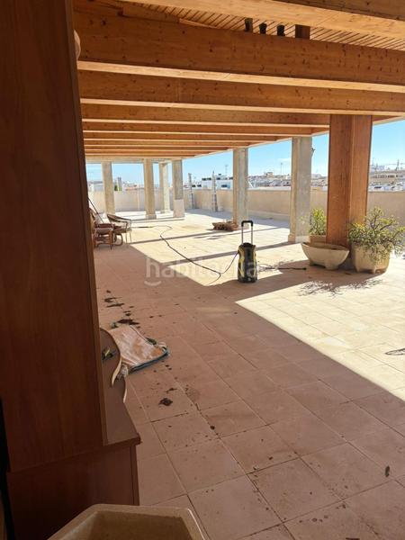 Foto bcdd521f-5e51-45a1-82b7-2d43a4f91084. Ático gran ático , 3 hab, 2 baños en Avenida Habaneras - Curva de Palangre Torrevieja