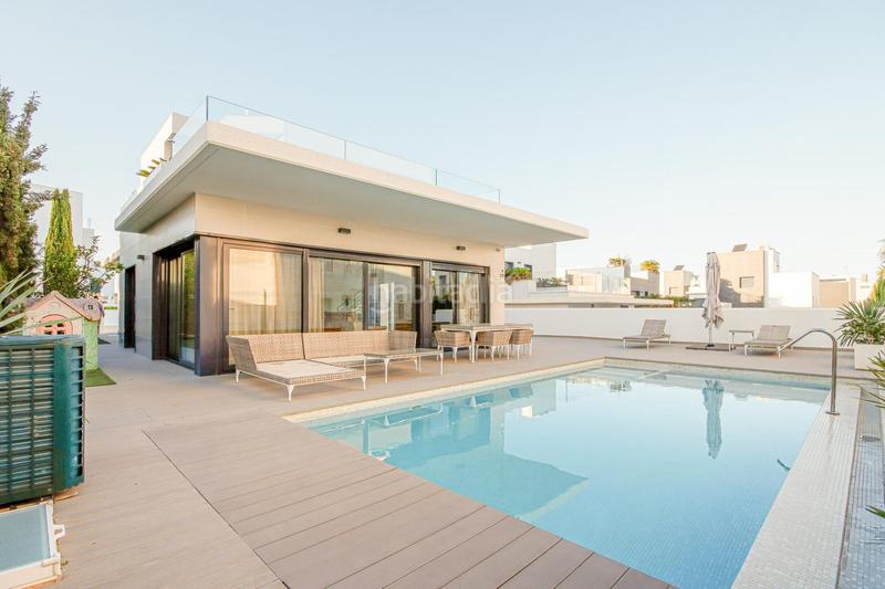 Foto 71f46385-38d4-4fe3-b8d5-664cb6bf0ff7. Chalet in Campoamor Orihuela