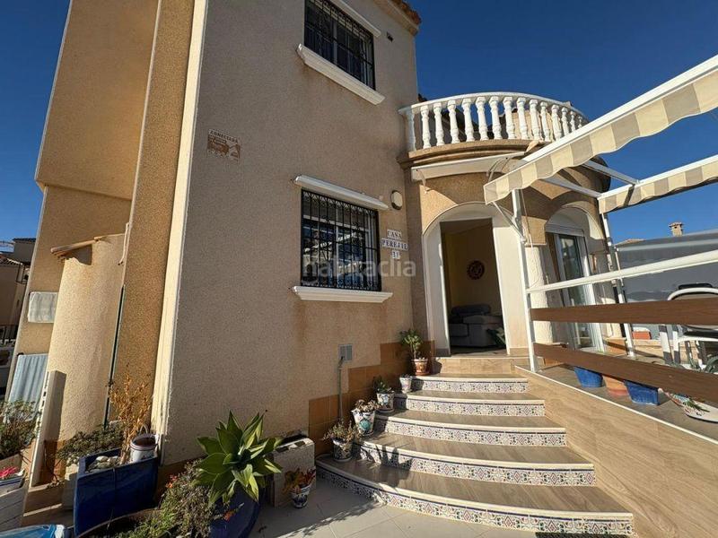 Foto 69658fcc-596d-4ba0-9ccb-ddd8173ad690. Casa adossada a Villamartín-Las Filipinas Orihuela