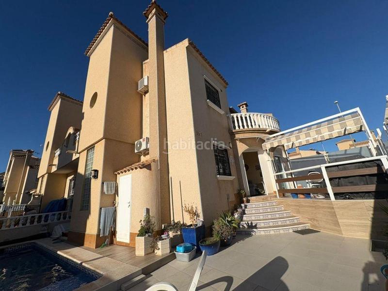 Foto 8f7eef69-1467-4337-9d14-1b4cc67ca96a. Casa adossada a Villamartín-Las Filipinas Orihuela