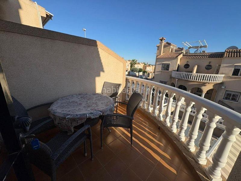 Foto c6c8e35f-1e2e-4ce5-8c08-7f36c71b373e. Casa adossada a Villamartín-Las Filipinas Orihuela