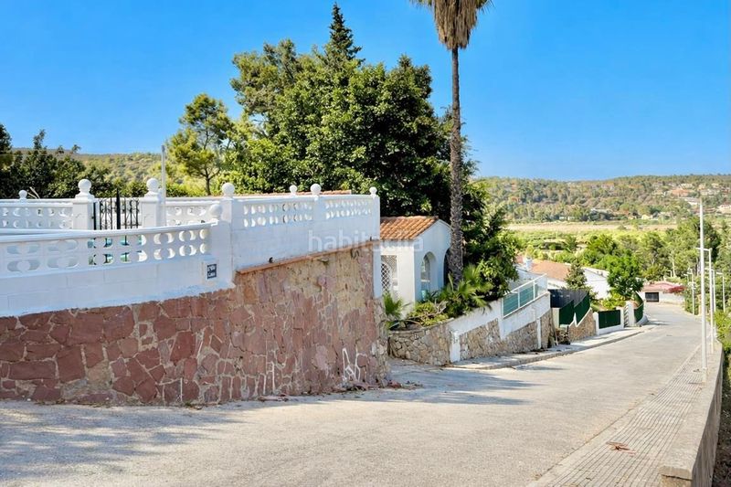 Foto b1294f12-ec70-43ec-bc97-51d0aa232844. Chalet gran chalet con piscina propia , 4 hab, 2 baños en Gandia