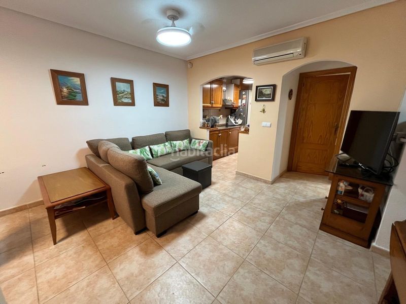 Foto b8f8b985-a638-4c03-9941-7d564cd10469. Casa adossada a Puerto Deportivo Torrevieja