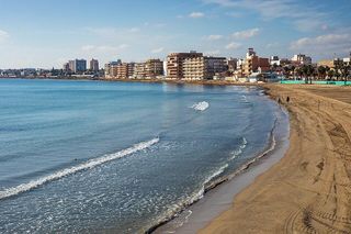 Attico in El Acequión. Oportunidad !!! bonito ático en torrevieja1 hab, 1 baño
