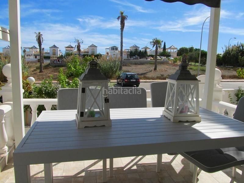 Foto 1ee2f77e-251a-4ec3-a140-3363ab408f17. Chalet in Parque Acuático - Sector 25 Torrevieja