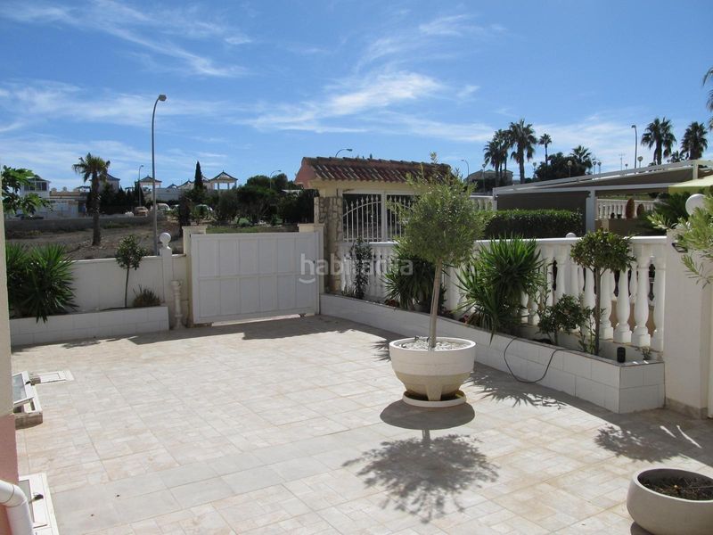 Foto a7c07d2f-3065-4e62-a1e4-e52872cd3a16. Chalet in Parque Acuático - Sector 25 Torrevieja