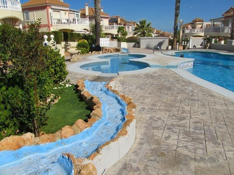 Foto eb64cc93-61ac-49d6-b86c-e3f02d389a12. Chalet in Parque Acuático - Sector 25 Torrevieja