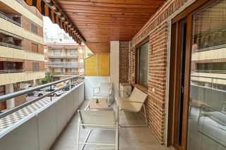 Appartement à Playa de los Náufragos. Gran apartamento reformado en torrevieja 2 hab, 2 baños