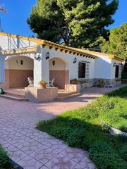 Chalet en Punta Prima