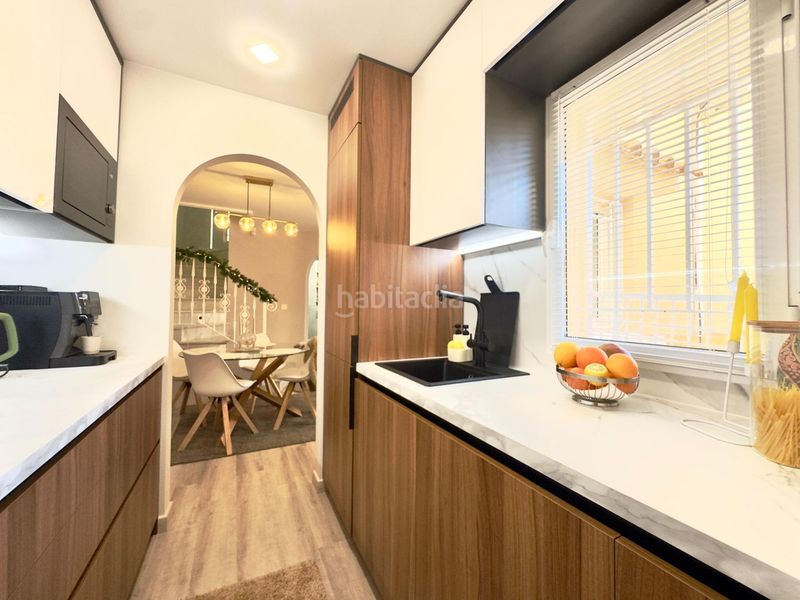 Foto e55d68a8-d012-4e09-b991-7a03d7e337cd. Casa adossada a Rojales