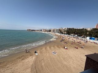 Apartament a Zona los Frutales. Gran apartamento en primera linea de los locos  3 hab, 2 baños