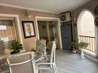 Apartament a Zona Playa de los Locos. Apartamento reformado en los locos  3 hab, 2 baños, soleado, pos