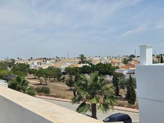 Casa adossada a Lomas de Cabo Roig - Los Dolses. Gran adosado en torrevieja 3 hab, 2 baños 1 aseo