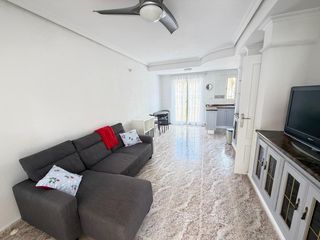 Casa adossada a Villamartín-Las Filipinas