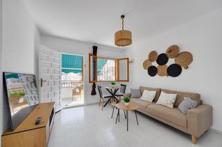 Apartament a Aguas Nuevas. Gran apartamento en torrevieja 2 hab, 1 baño