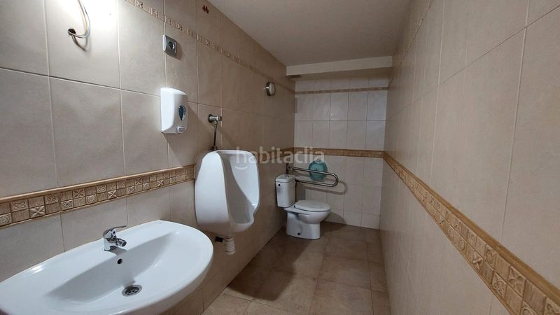 Foto ab092ad2-510a-459f-b48f-5a4df5ccf0de. Lloguer local comercial a Madrigal Villarreal / Vila - real