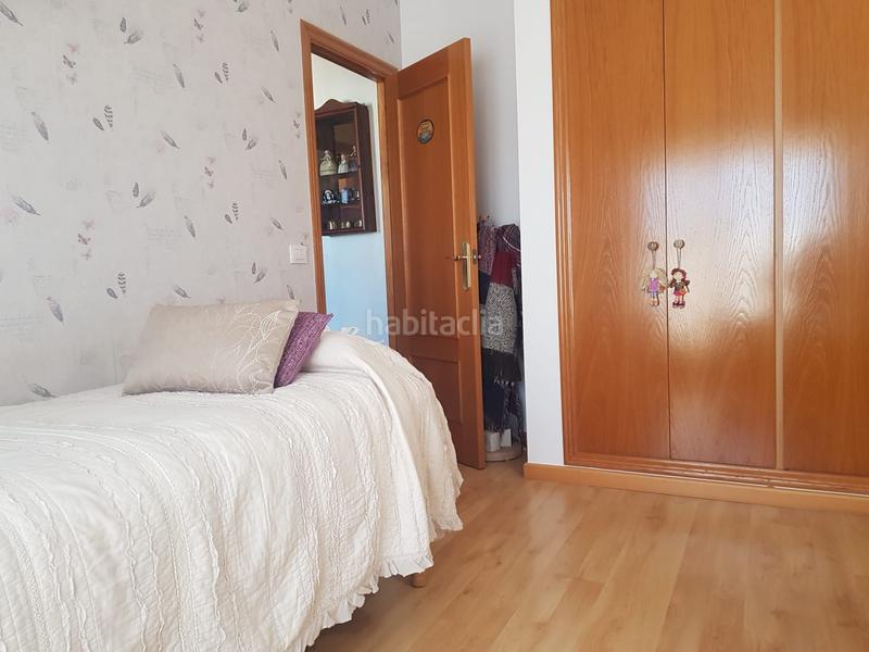 Foto 0da6bc37-9b3b-45d0-8ba1-2efd15cfcf22. Dúplex a Avenida Alemania-Italia Villarreal / Vila - real