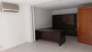 Oficina en Piscinas. Cntrico despacho en vila-real