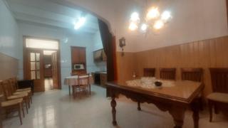 Casa en Centro. Espaciosa casa en vila real