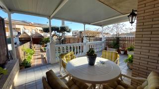 Casa adossada en Cariena - Carinyena. Magnfico adosado en vila-real