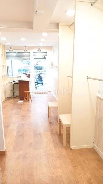 Foto 1a15be9b-6750-4e75-a01c-f8910cafb96d. Local comercial a Baix Guinardó Barcelona