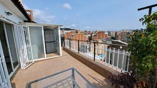 Location Attique  Carrer de la marina. Magnifico sobre ático