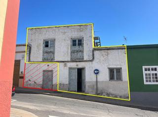 Xalet a Arafo. En centro arafo