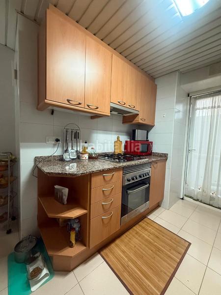 Foto 5ab81641-7219-4586-bca4-974bfaa44c83. Piso precioso y luminoso piso con trastero y parking opcional. listo para entrar a vivir en Badalona