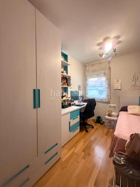 Foto 9ebdeaa3-7925-4c8d-86de-aab923fbb9e3. Piso precioso y luminoso piso con trastero y parking opcional. listo para entrar a vivir en Badalona